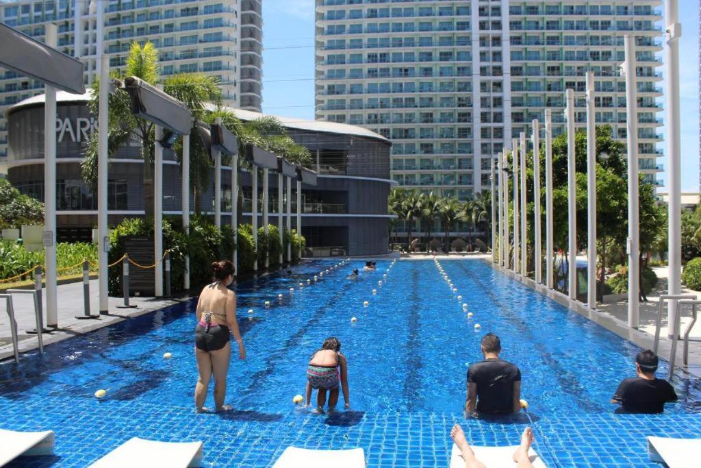 Azure Urban Resort A3 Near Airport Mall With Balcony Wavepool Manila Eksteriør bilde