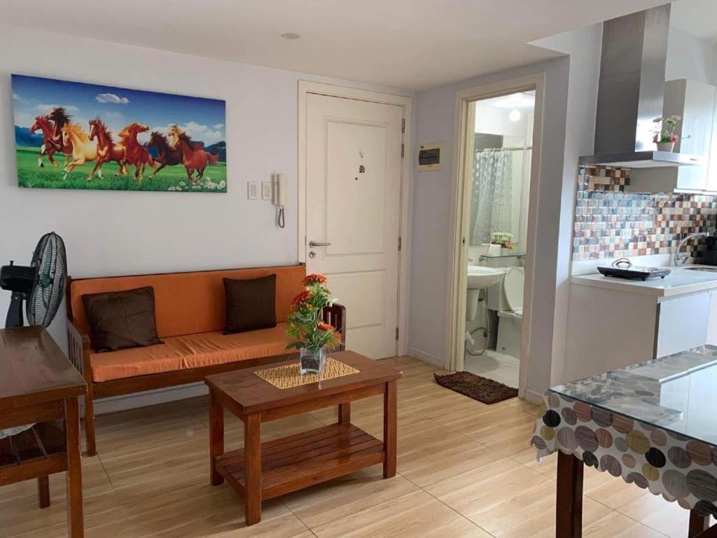 Azure Urban Resort A3 Near Airport Mall With Balcony Wavepool Manila Eksteriør bilde